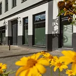 Youngster 49sqm 3room maisonette apt near center