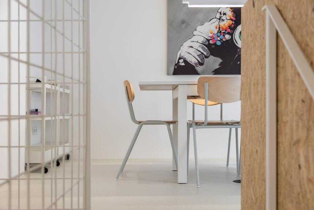 Apartment Coolest In Berlin, Easy Check-in, Close To Center, Youngster Maisonette #7 Berlin